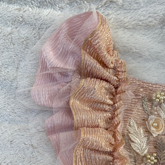 💕Beautiful Special Occasion Baby Girl Romper - Picture 6 of 13